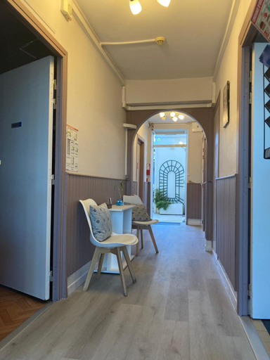 Public Area, Hôtel des ducs, Nièvre