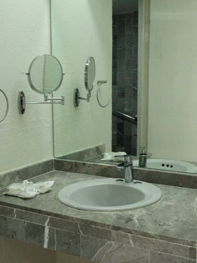 Bathroom 3, Hotel Plaza Palenque, Palenque