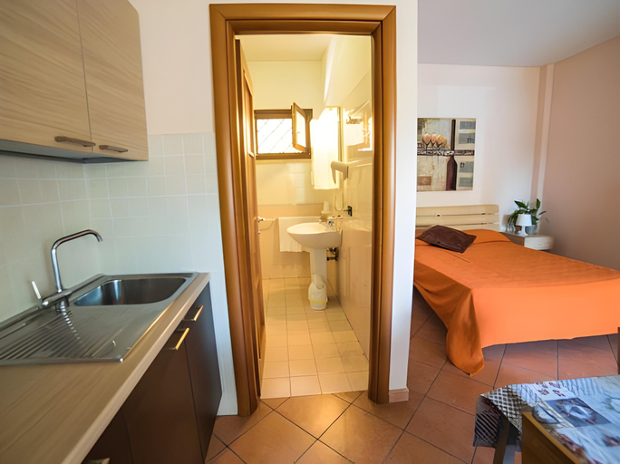 Bedroom 3, Residence La Maison Jolie, Roma