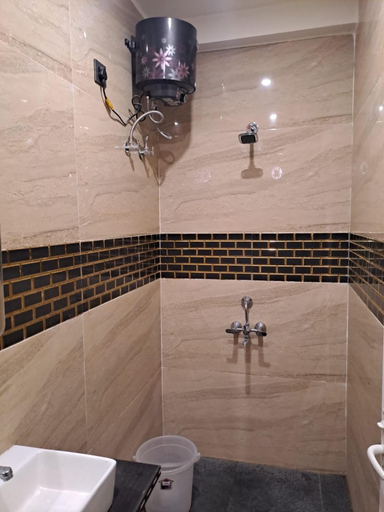 Bathroom 3, Hotel Vivek, Patna