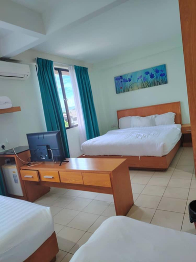 Bedroom 3, Fratini's Hotel, Labuan