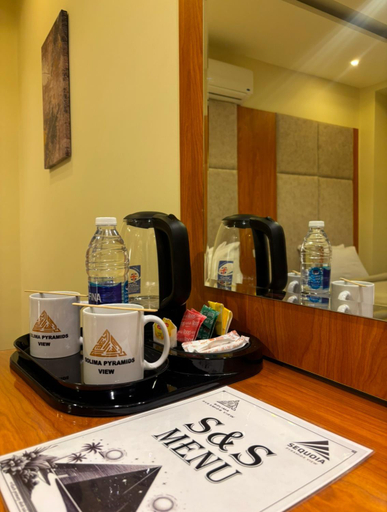 Food & Drinks 4, Solima pyramids, Unorganized in Al Jizah