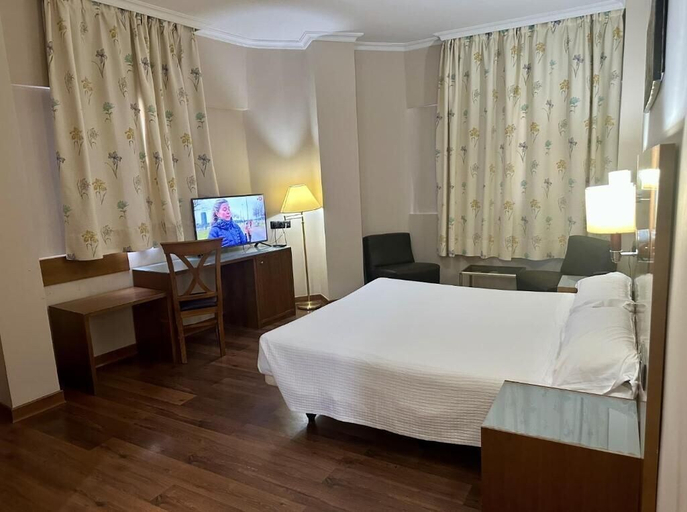 Bedroom 4, Hotel Nova Roma, Badajoz