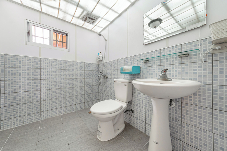 Bathroom 4, Hill Side B&B, Nantou