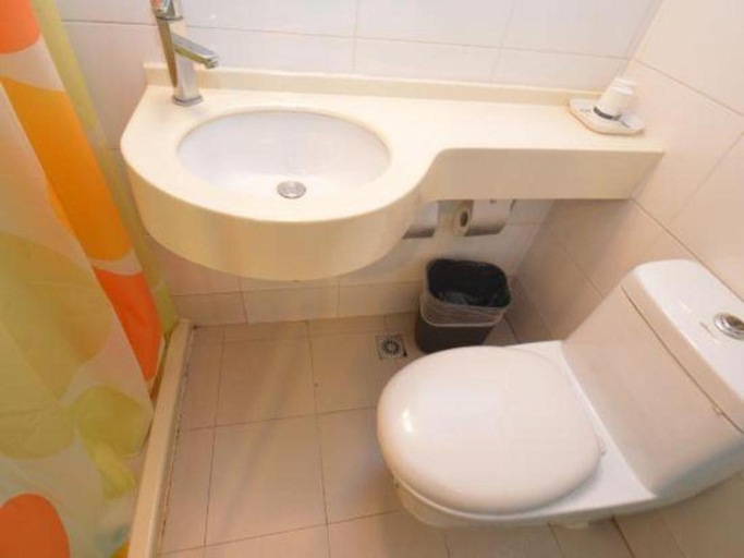 Bathroom 4, Bestay Hotel Express Nanjing Xinjiekou, Nanjing