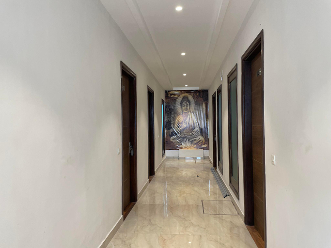 Public Area 3, Hotel Crown Savoy, Amritsar