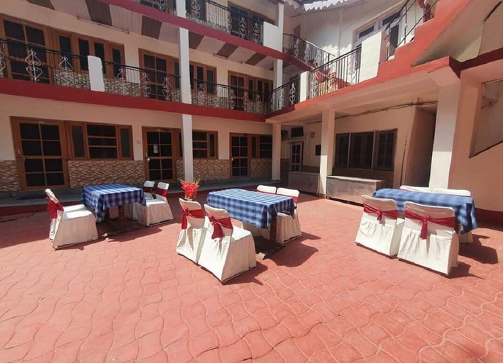 Others 3, Hotel Satpushap, Chamba
