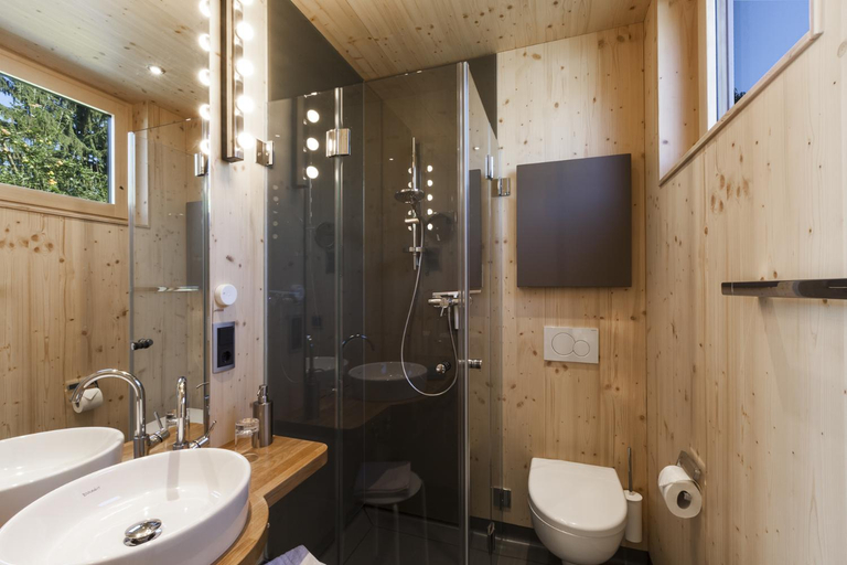 Bathroom 2, HOTEL SPATZENNEST Vogelsberg, Vogelsbergkreis