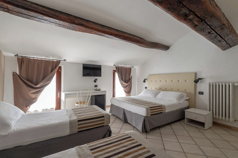 Bedroom 4, Antico Residence , Mantegna Hotels, Mantua