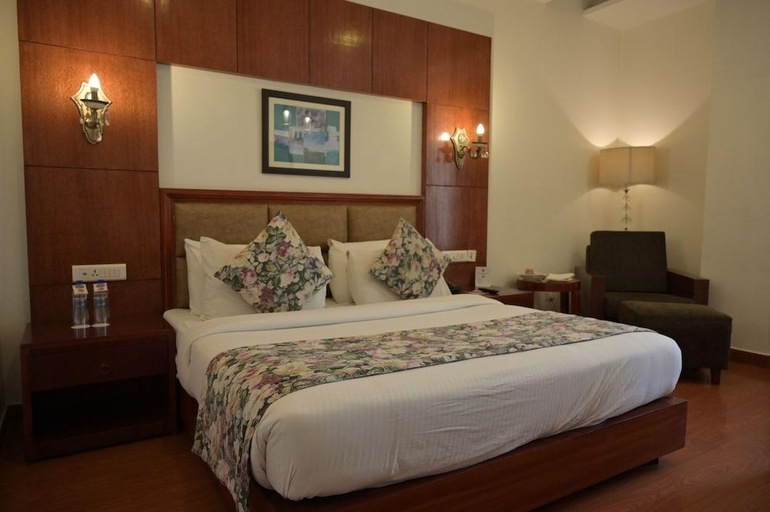 Bedroom 3, HK Clarks Inn-Amritsar, Amritsar