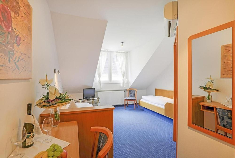Bedroom 2, Lindenhof, Rhein-Lahn-Kreis