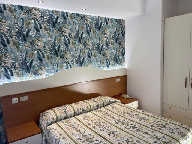 Bedroom 2, Hotel Coralba, Venezia