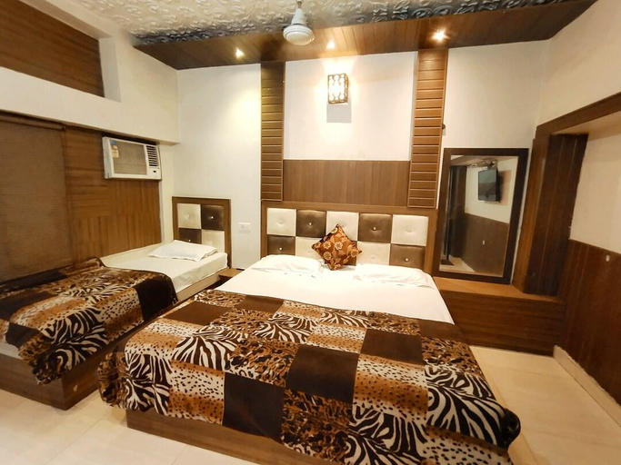 Bedroom, Hotel Revoli, Amritsar