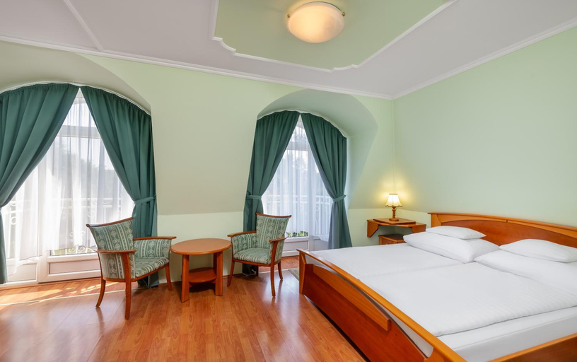 Bedroom 2, Gosztola Gyongye-az erdo szallodaja, Lenti