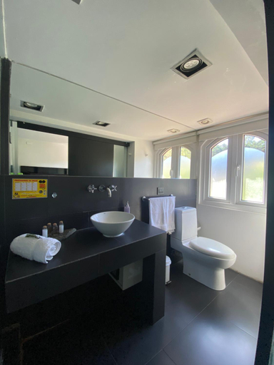 Bathroom 5, Winery Hotel Boutique, San Antonio