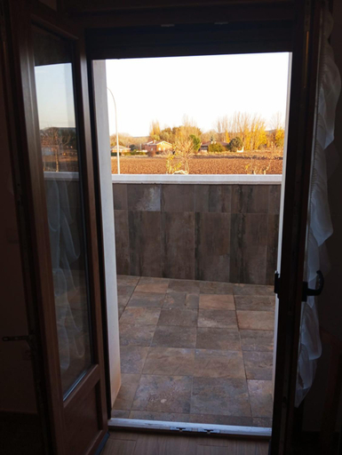 Others 3, Chalet de artistas, Burgos