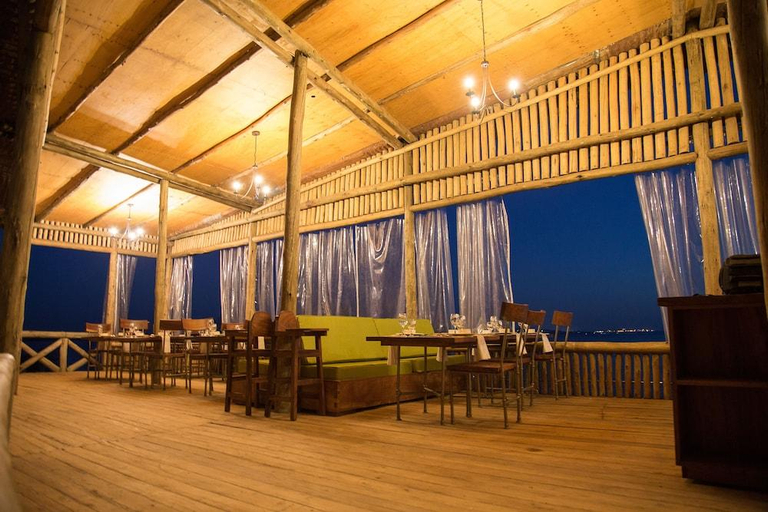 Food & Drinks 5, Buvi Lodge, Busiiro