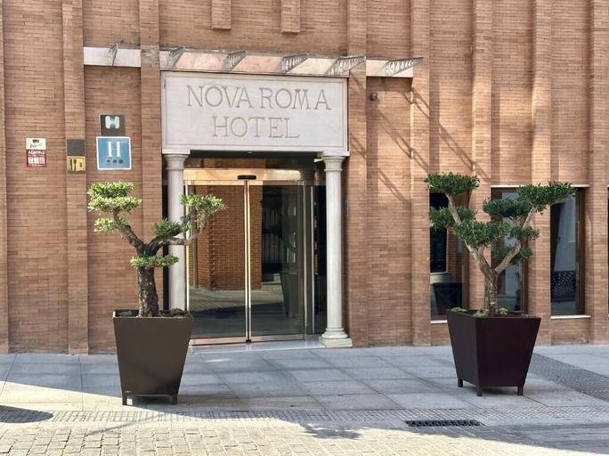 Exterior & Views 2, Hotel Nova Roma, Badajoz