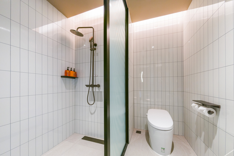 Bathroom 3, Orange Hotel Jiujiang Railway Station, Jiujiang