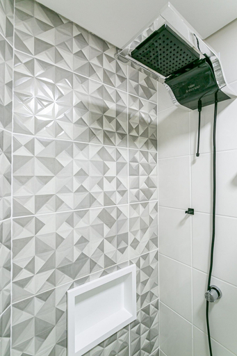 Bathroom 2, Montblanc Godrop, Florianopolis