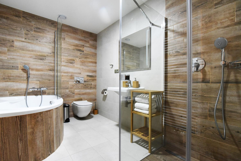 Bathroom 3, Hotel Vydrovy boudy, Pec pod Snezkou, Trutnov