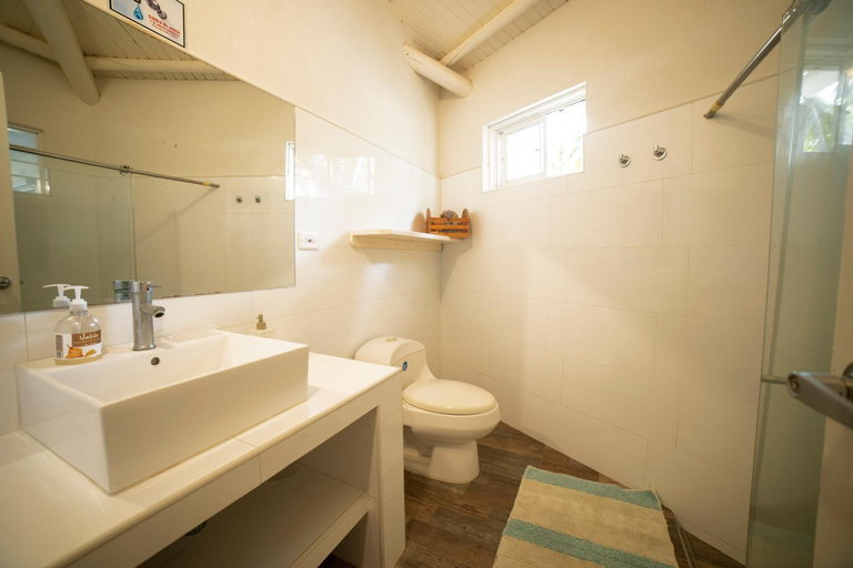 Bathroom 4, Quinta del Mar El Paraiso, Tolú