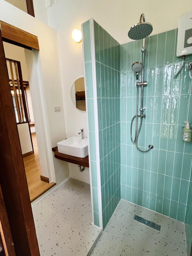 Bathroom 3, Pai Country Hut, Pai