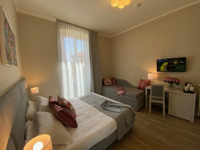 Bedroom 3, Hotel Eletto, Imperia