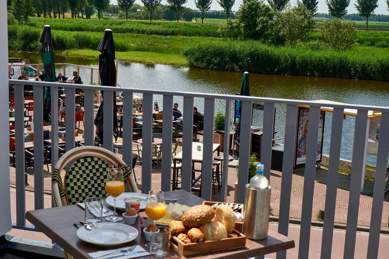 Food & Drinks 5, Hotel VILLA GROET, Wester-Koggenland