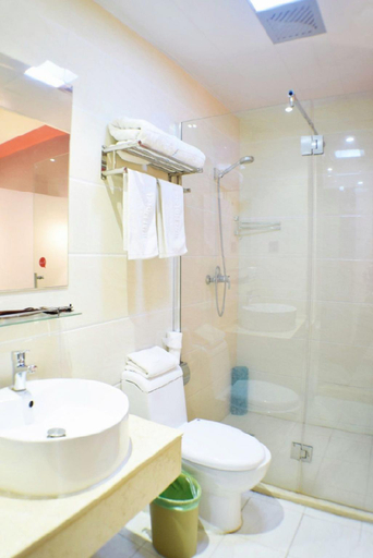 Bathroom 3, JUNYI Hotel Jiangsu Nanjing University of Information Science and Technology, Nanjing
