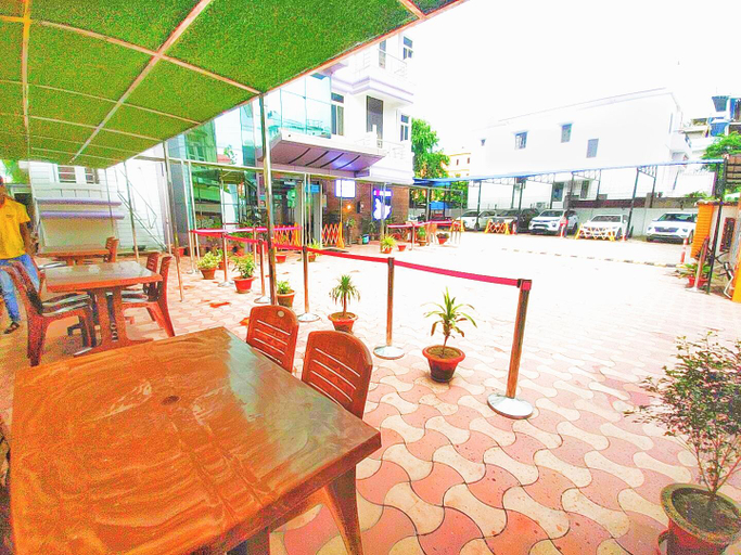 Others 5, Frontline Residency, Patna