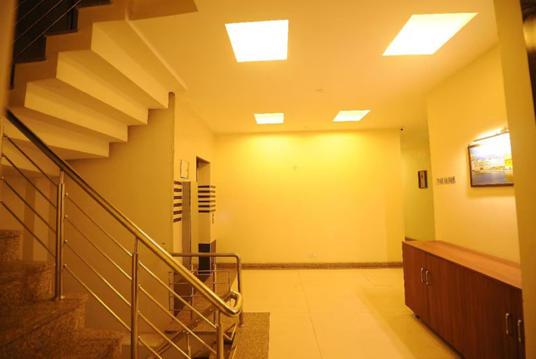 Public Area 2, Goroomgo Pegaam palace Amritsar, Amritsar
