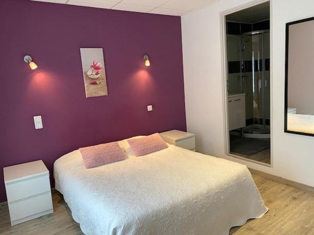 Bedroom 2, Pension Gerard, Haute-Marne