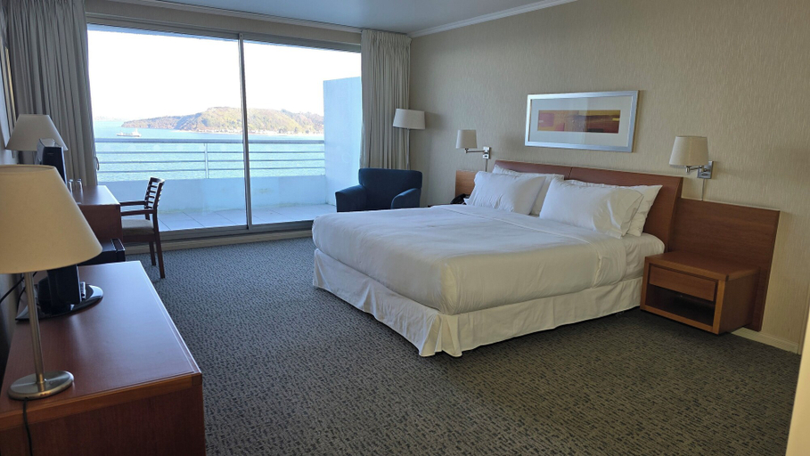 Bedroom 3, Novotel Puerto Montt, Llanquihue