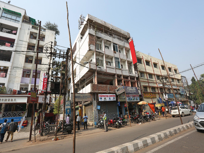 Others, Hotel O Mega Palace, Patna