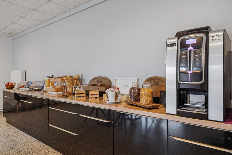 Food & Drinks 5, Hotel Restaurant AKENA Camiers-Le Touquet - 2 etoiles, Pas-de-Calais