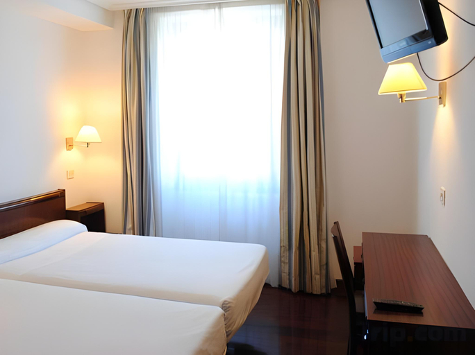 Bedroom 3, Hotel Zarauz, Guipúzcoa