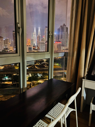 Others 2, Regalia KLCC view by Willow Home, Kuala Lumpur