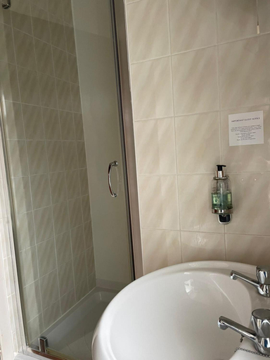Bathroom 3, Strathcarron Hotel, Highland