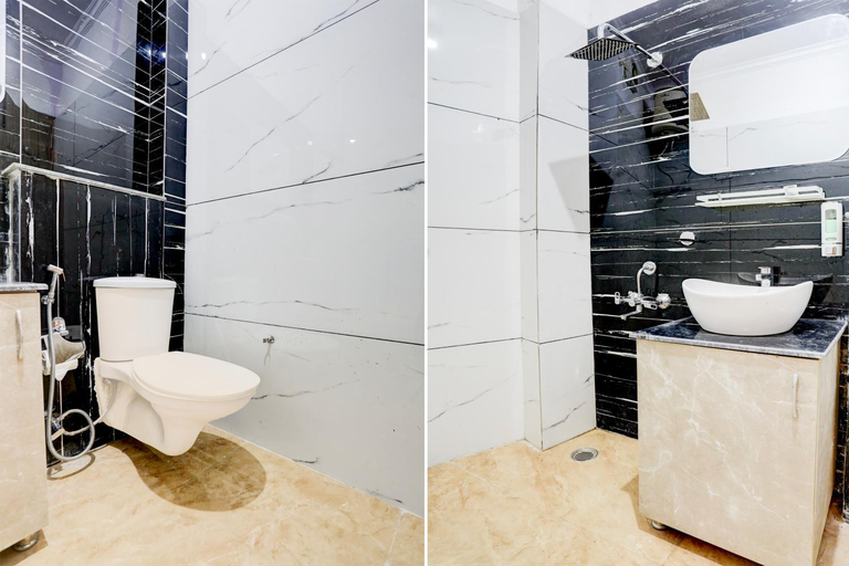 Bathroom 5, Staybook The Rudveda Resort - Free High Tea near Pool Area, Nainital