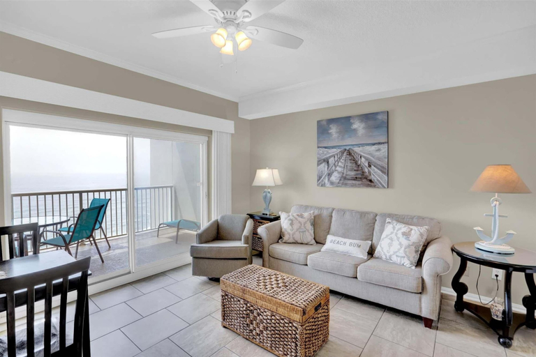 Others 4, Tradewinds 1303, Baldwin