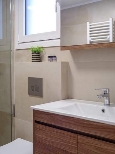 Bathroom 2, Pietra Sole Suites, Crete