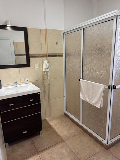 Bathroom 3, Aires de Cataratas, Iguazú