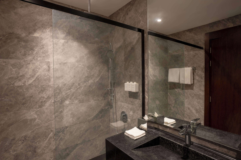 Bathroom 3, Radisson Hotel Madinah, Al Madinah Al Munawwarah