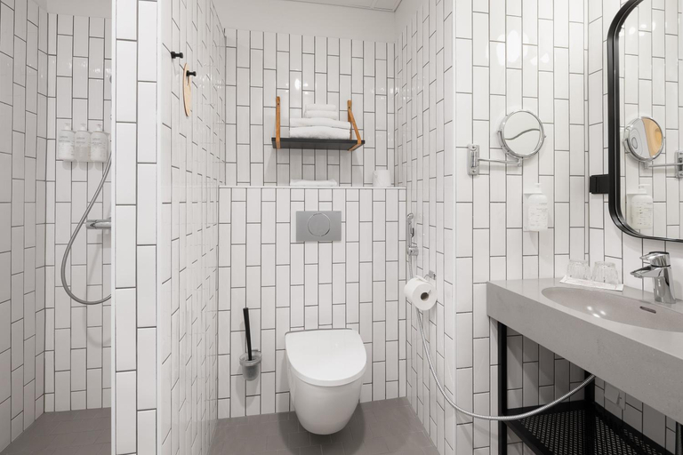 Bathroom 4, Original Sokos Hotel Wiklund, Finland Proper