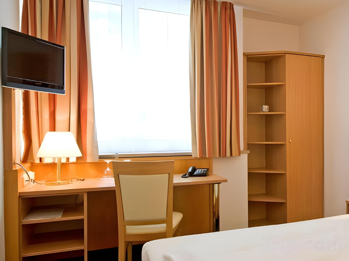 Bedroom 3, IBB Hotel Passau Sued, Passau
