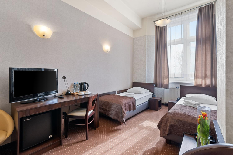 Bedroom 2, Hotel Diament Economy Gliwice, Gliwice City