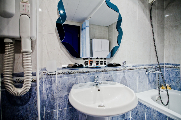Bathroom, Chaika Beach Resort, Nesebar