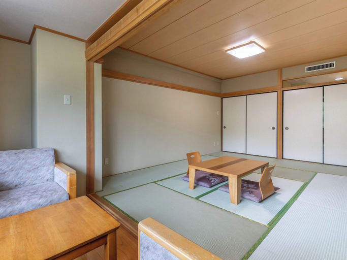 Bedroom 2, KAMENOI HOTEL Fuji, Fujiyoshida