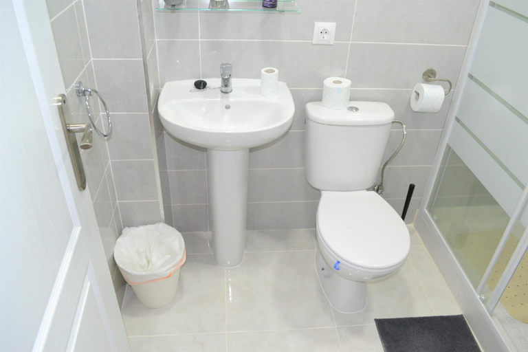 Bathroom 2, Fantastic 1 bedroom Apartment with Gallery CB6EV, Alicante